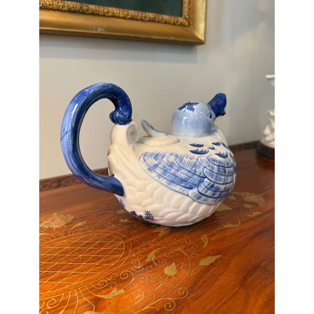 Vintage Blue & White Duck Teapot‎ | Bombay Company Chinoiserie
